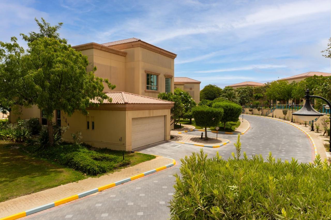 Al Raha Beach Resort & Spa Abu Dabi Exterior foto